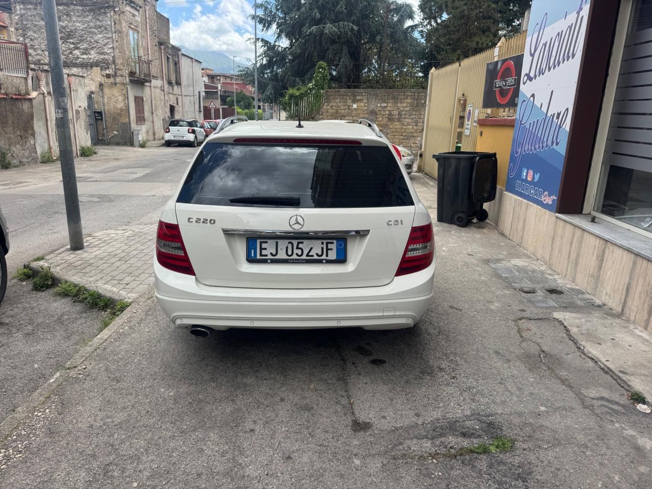 Mercedes-benz C 220 CDI BlueEFFICIENCY Avantgarde