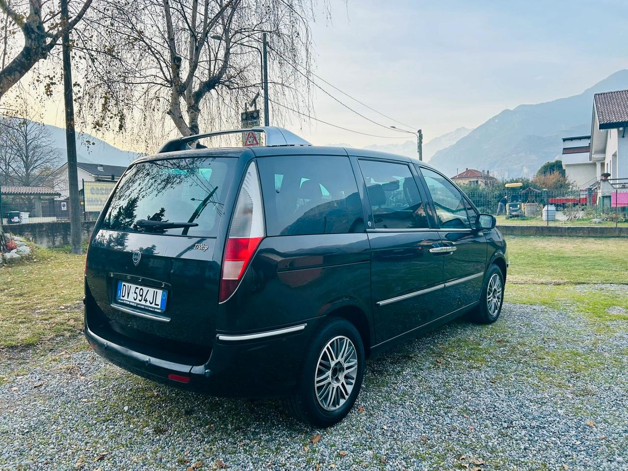 Lancia Phedra 2.2 MJT Platino