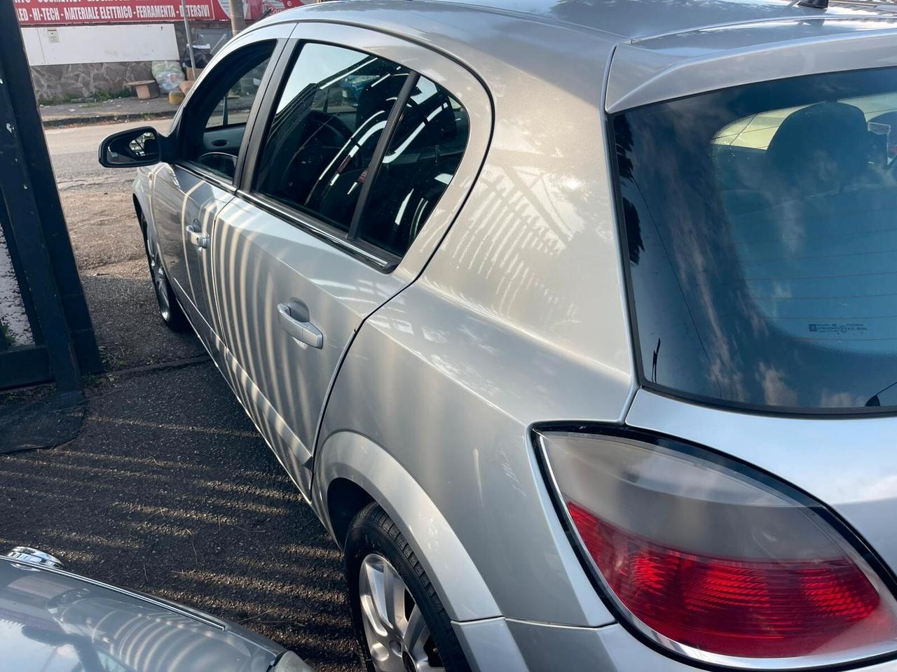 Opel Astra 1.7 16V DTI cat 5 porte Club