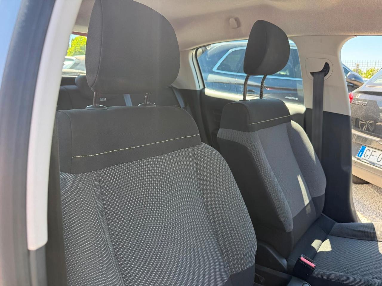Citroen C3 PureTech 82 GPL Shine Tetto Rosso pari al nuovo