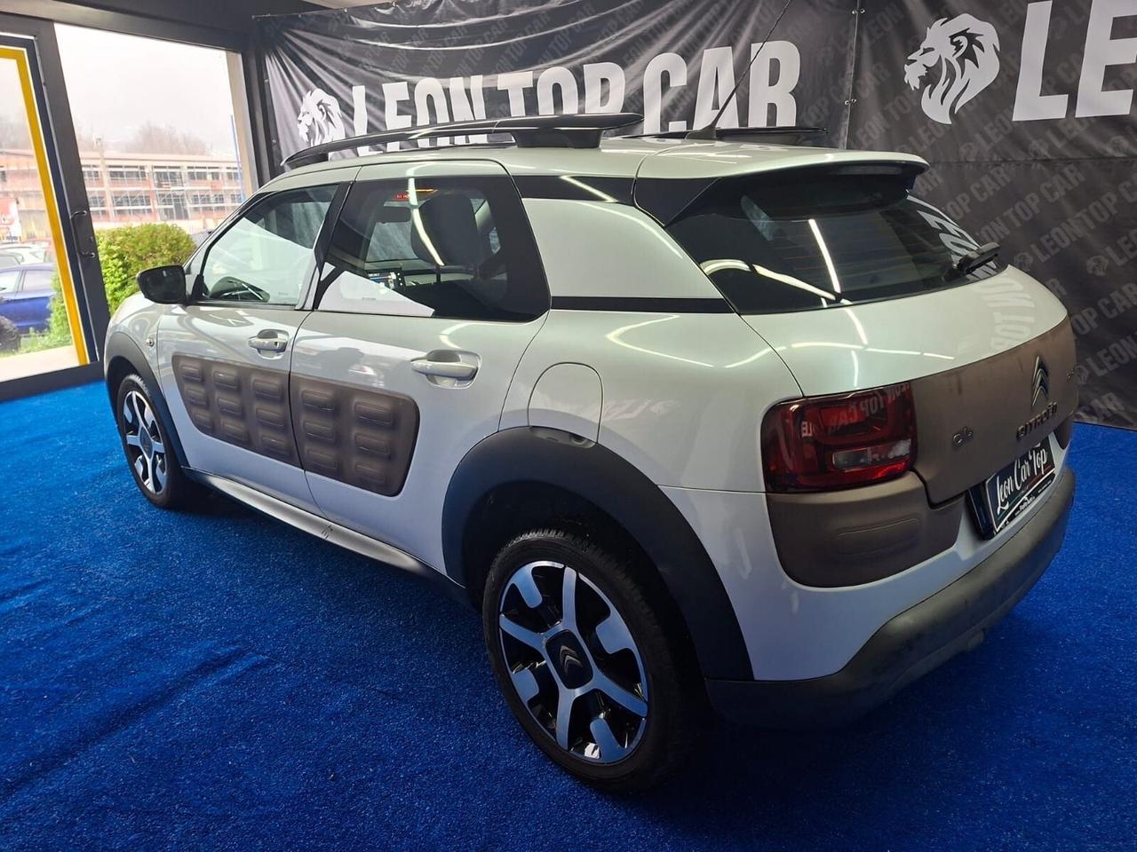 Citroen C4 Cactus tetto in vetro bianco perlato full