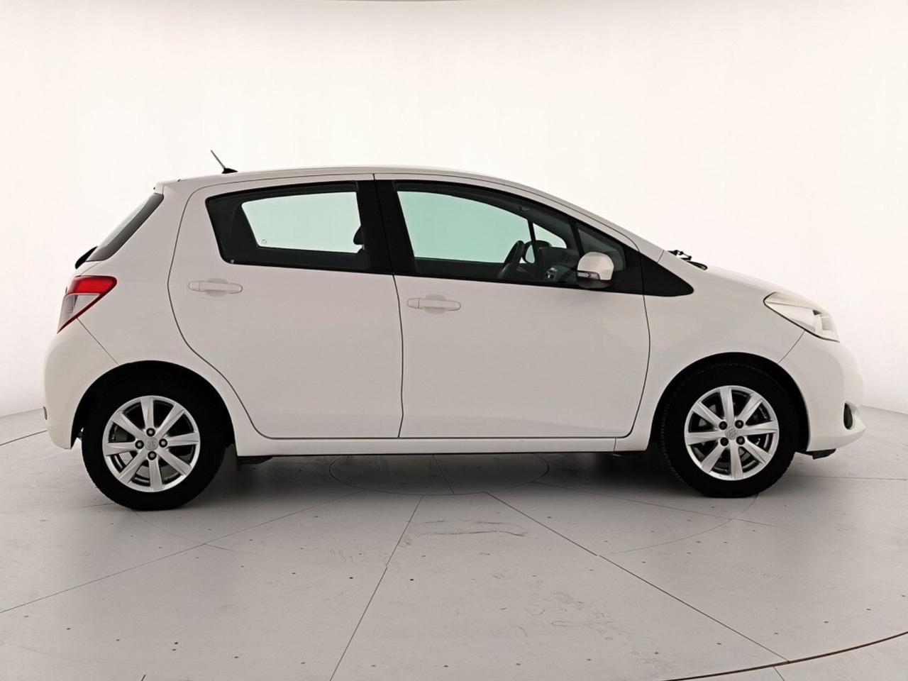 Toyota Yaris 5p 1.0 active