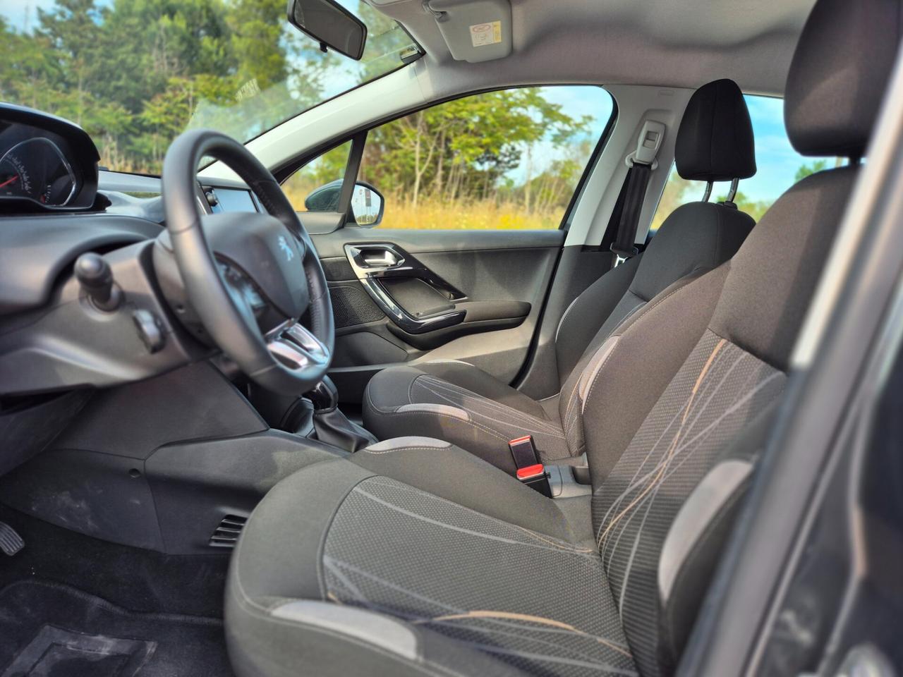 Peugeot 208 1.4 VTi 95 CV GPL Allure
