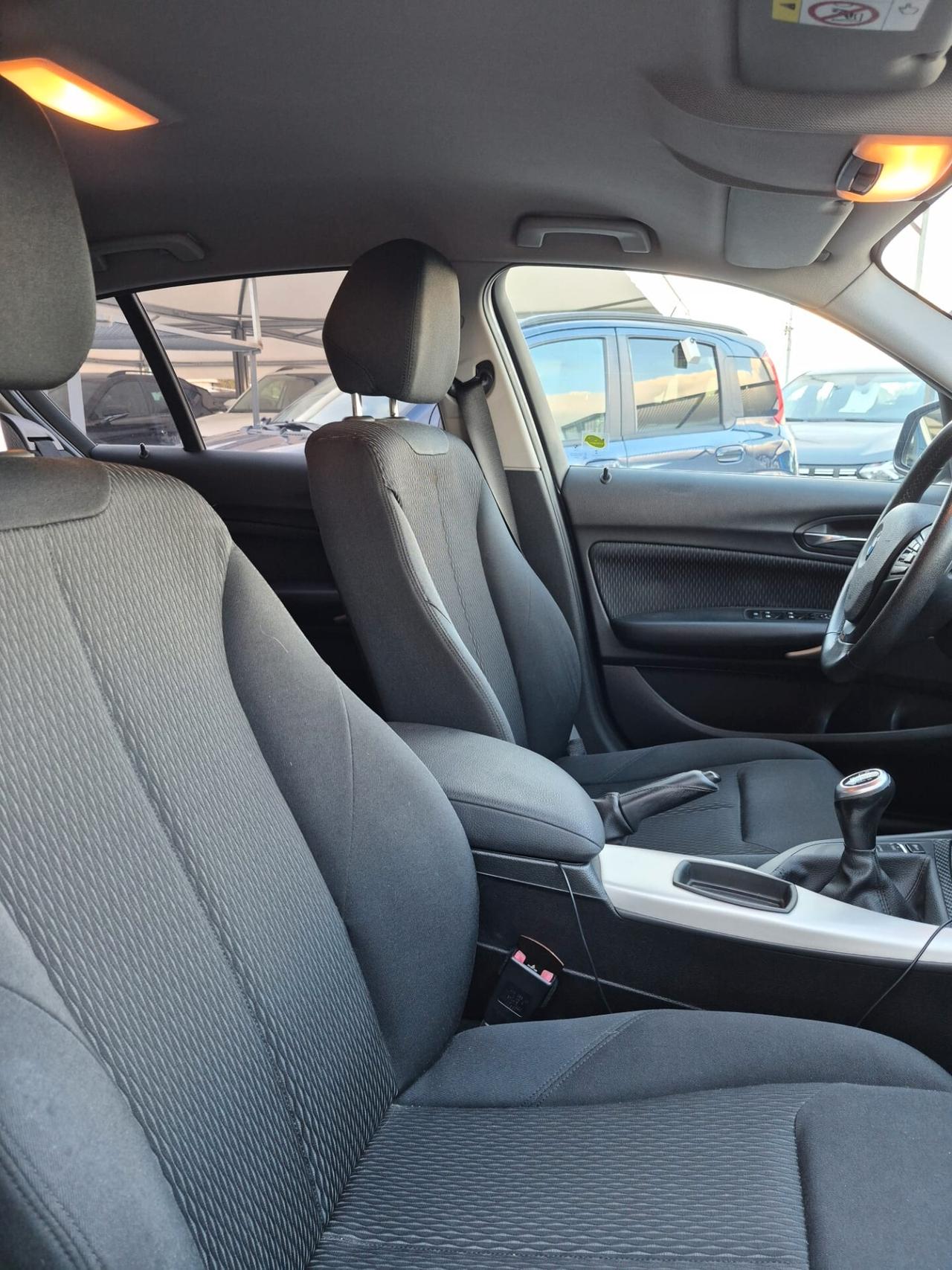 Bmw 116 116d 5p. Efficient Dynamics Urban