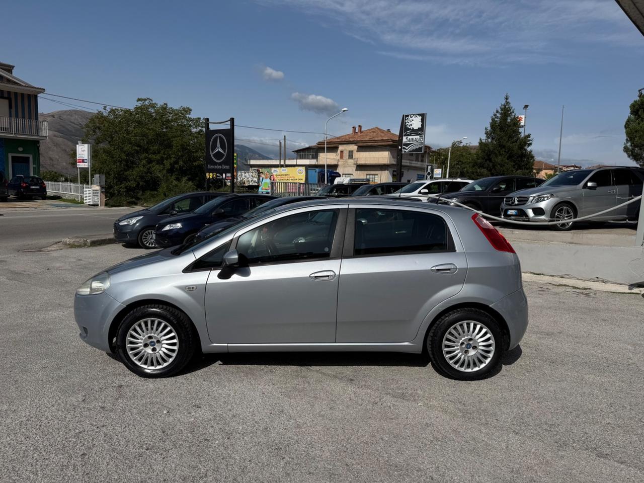 Fiat Punto 1.4 benz/gpl 95cv OK NEOPATENTATI