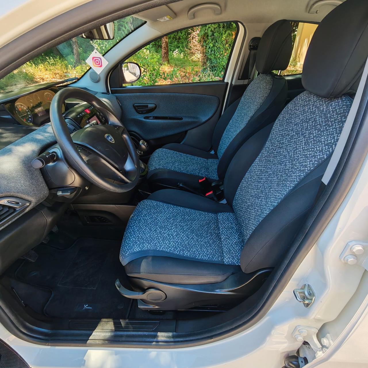 Lancia Ypsilon 0.9 TwinAir 5 porte Metano Ecochic Gold 84cv
