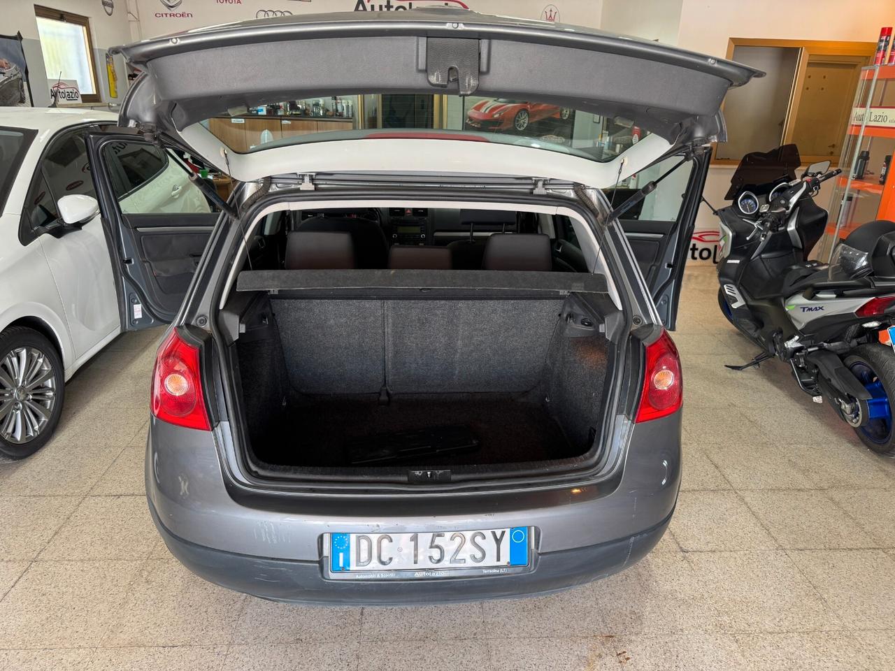 Volkswagen Golf 1.6 16V FSI 5p. Comfortline