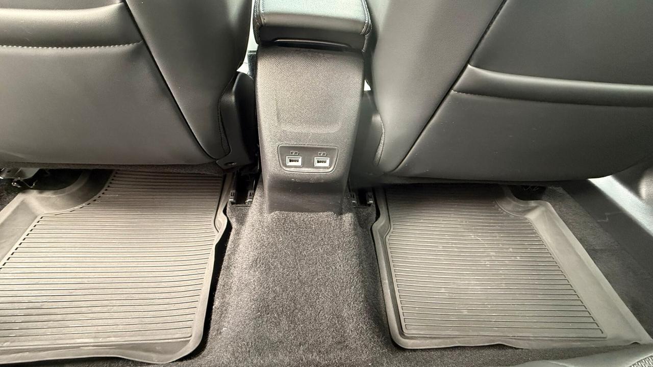 Peugeot 2008 BlueHDi 130 S&S EAT8 Allure Pack