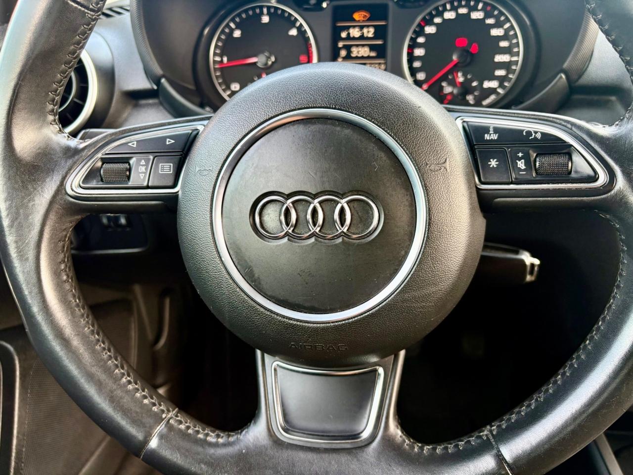Audi A1 1.6 TDI 90cv si neo patentati non paga bollo