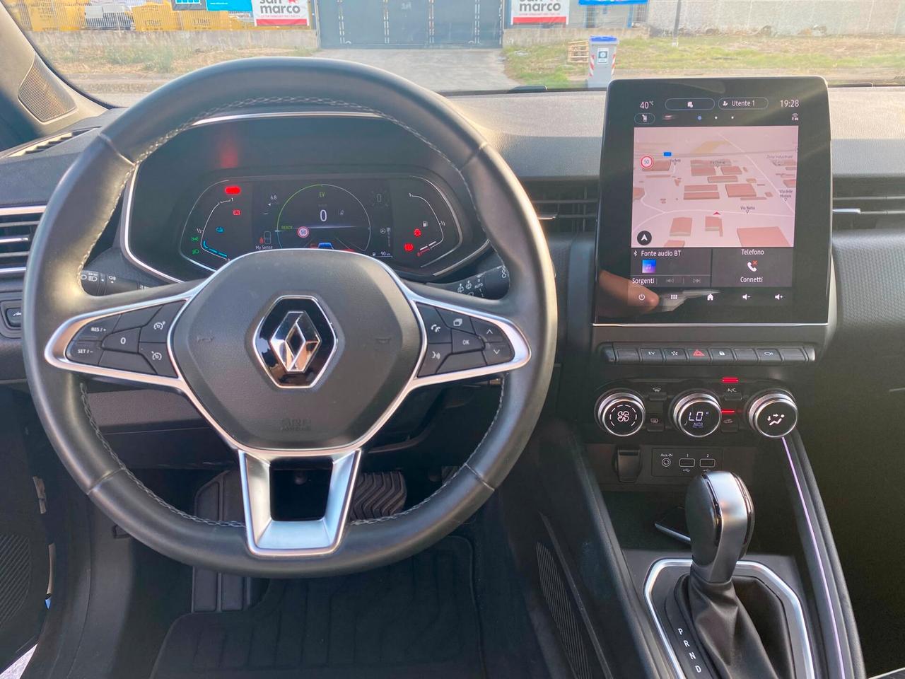 Renault Clio 1.6 Full Hybrid E-Tech 140 CV Intens