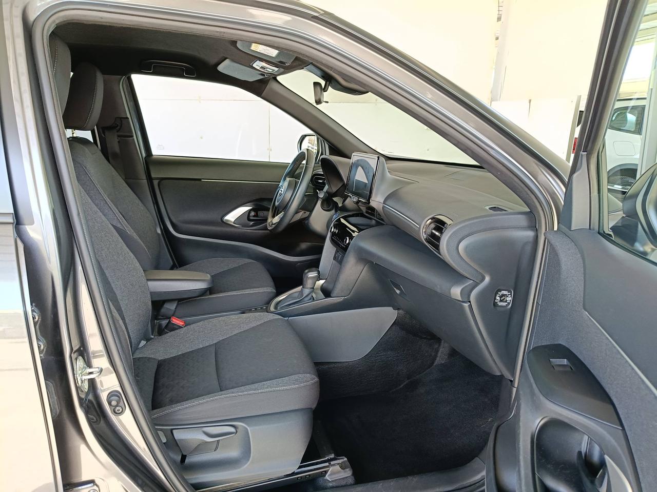 TOYOTA Yaris Cross - MY '22