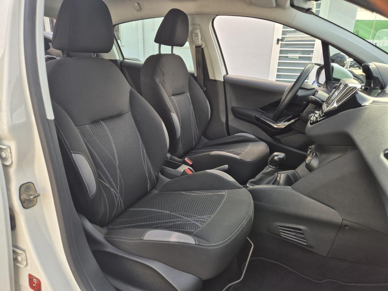 Peugeot 208 1.2 VTi 82 CV 5 porte Active