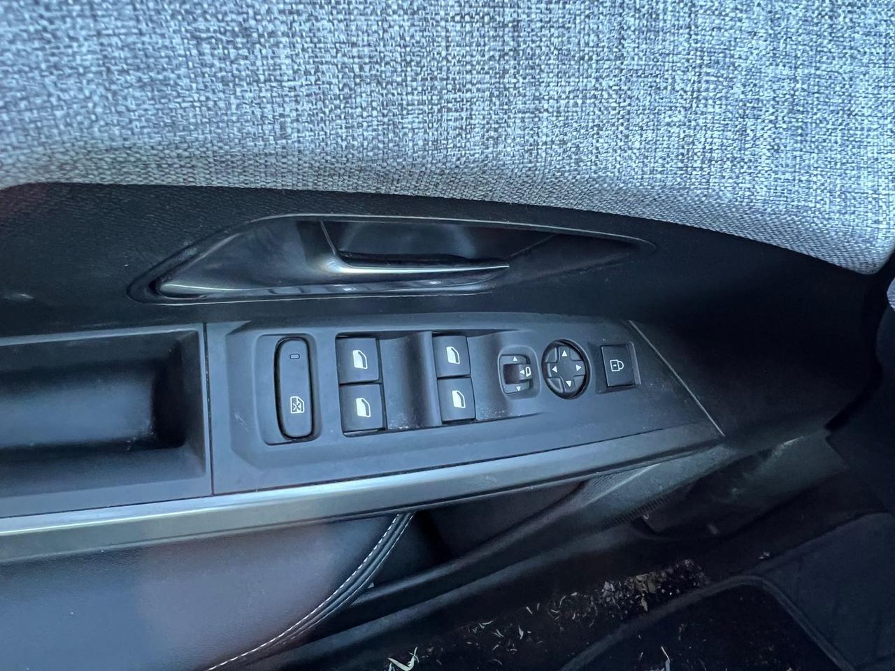 Peugeot 3008 Allure 1.2 136/145 MHEV #7449