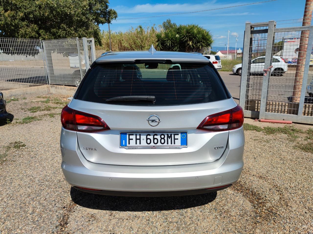 Opel Astra 1.6 CDTi 136CV Sports Tourer Innovation