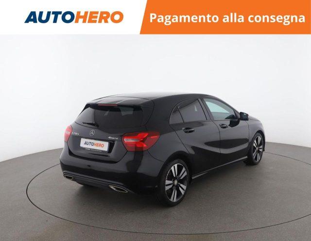 MERCEDES-BENZ A 200 d Automatic 4Matic Sport