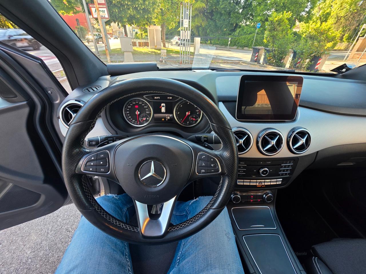 Mercedes-benz B 220 d Automatic Premium