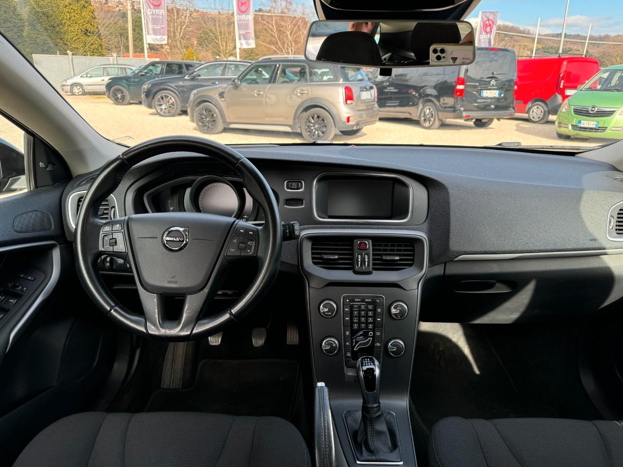 Volvo V40 D2 Business Plus OK NEOPATENTATI