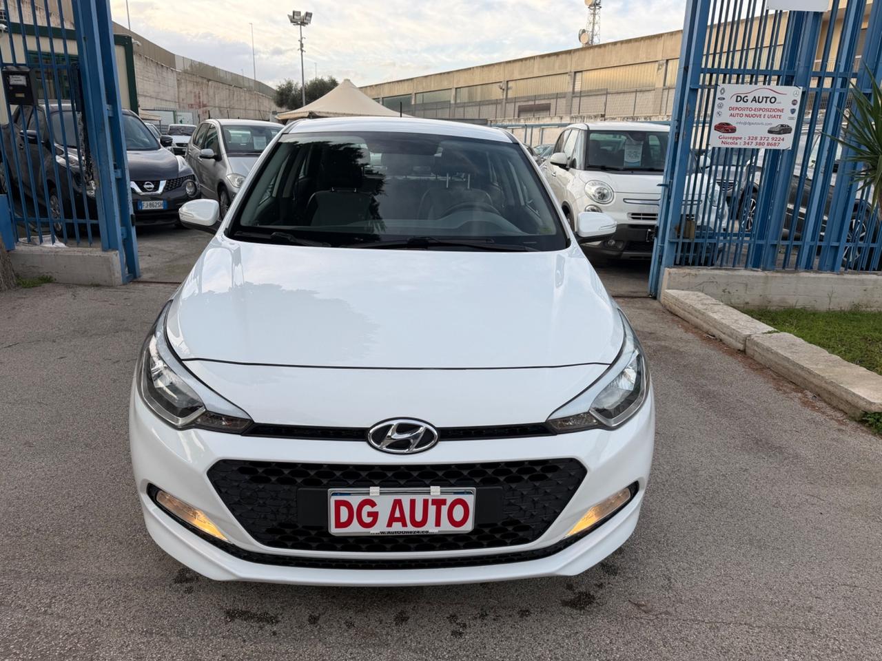 Hyundai i20 1.1 CRDi 75 cv 2015 114.000 km