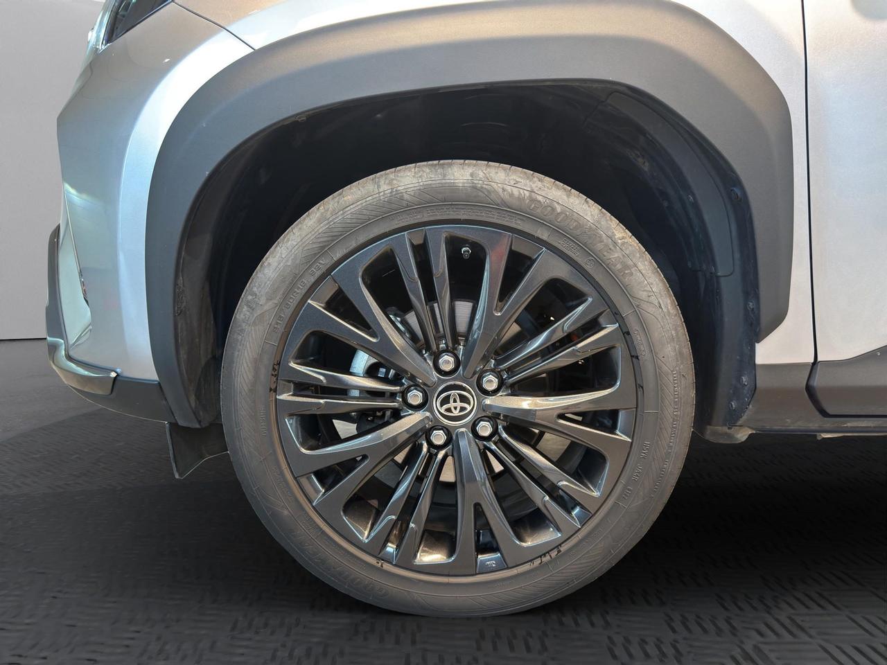 Toyota Yaris Cross 1.5h Adventure fwd 116cv e-cvt