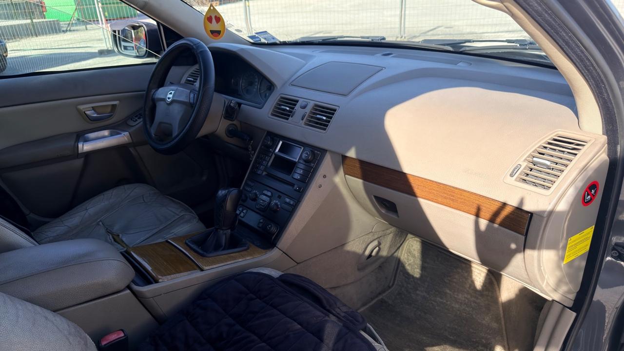 Volvo XC 90 XC90 2.4 D5 163 CV aut. AWD