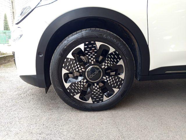 FIAT 600 Hybrid 100 CV DCT MHEV La Prima