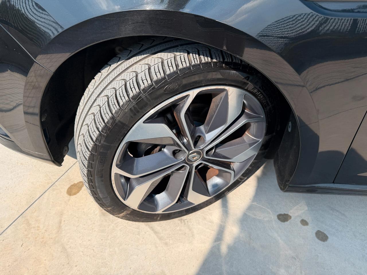 RENAULT MEGANE SPORTER 2017 1.6 DIESEL 131 CV