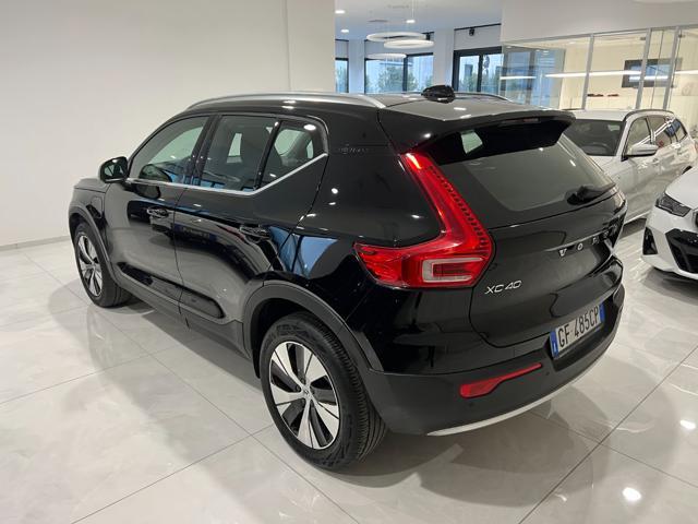 VOLVO XC40 T4 Recharge Plug-in Hybrid Inscription Expression