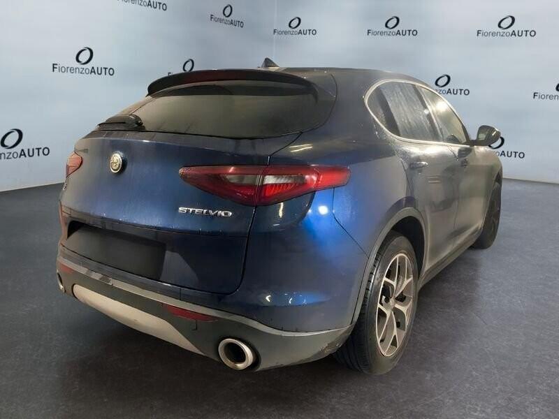 Alfa Romeo Stelvio 2.2 210 CV AT8 Q4 Lusso