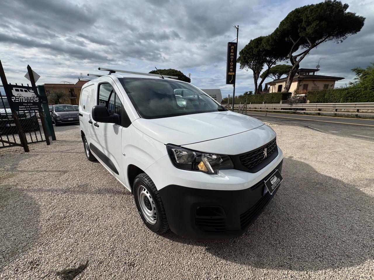 peugeot partner