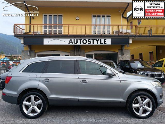 AUDI Q7 3.0 V6 TDI 240Cv *7POSTI* quattro Tiptronic S-LINE