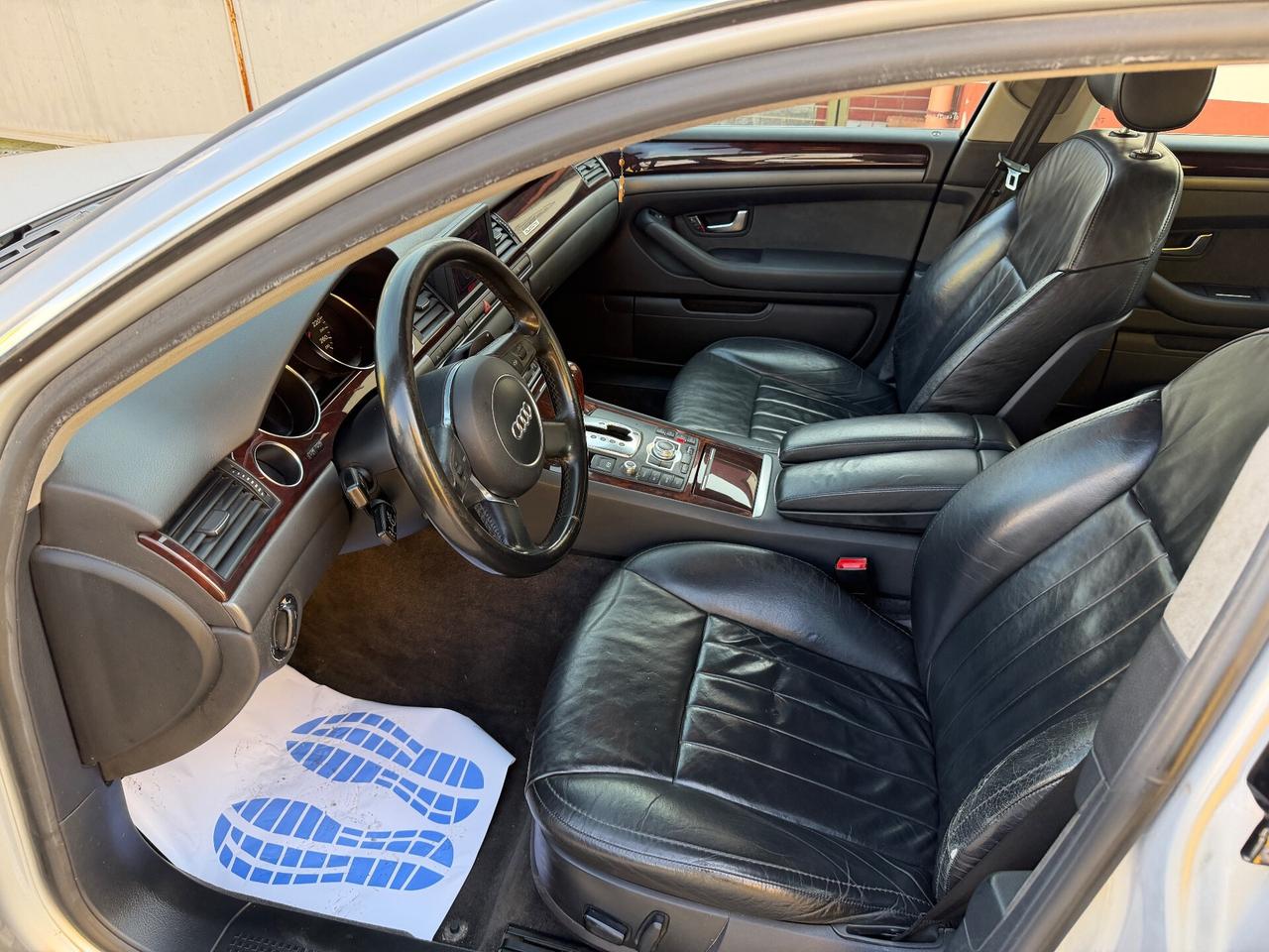 Audi A8 3.0 V6 TDI quattro tiptronic