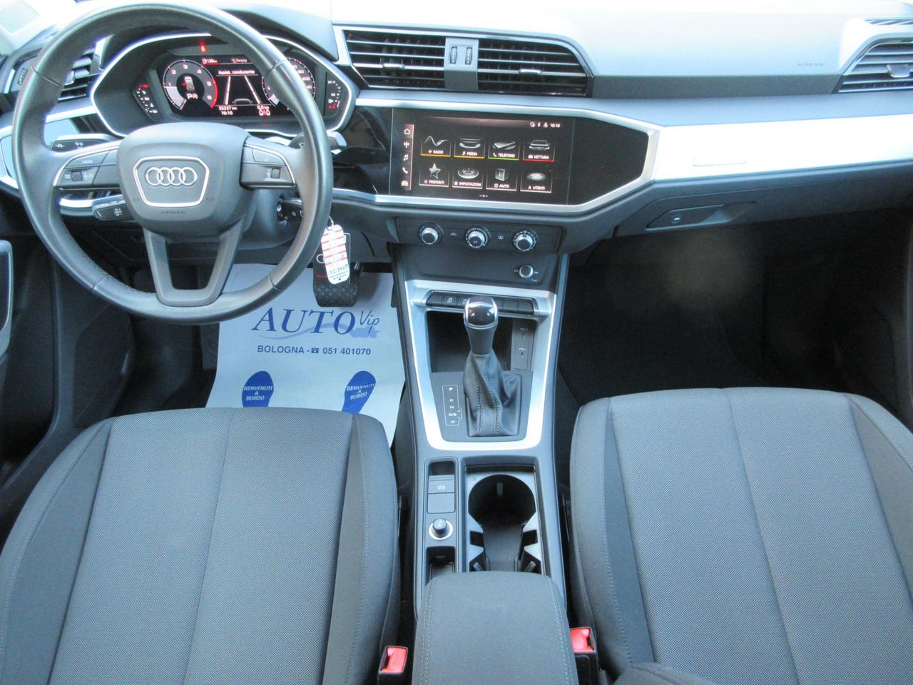 Audi Q3 35 2.0 tdi s-tronic