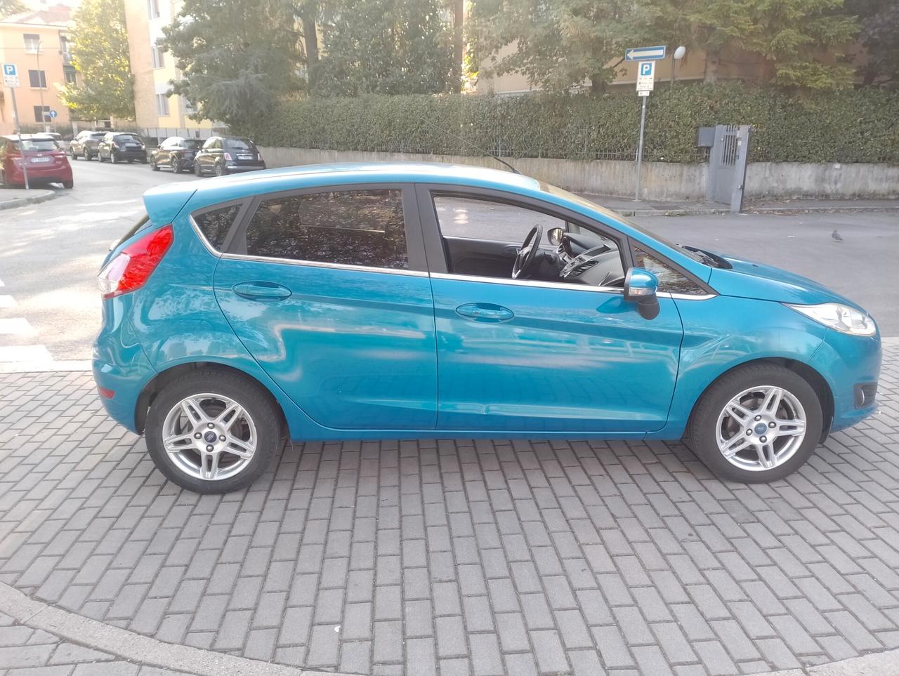 Ford Fiesta 1.0 80CV 5 porte Titanium