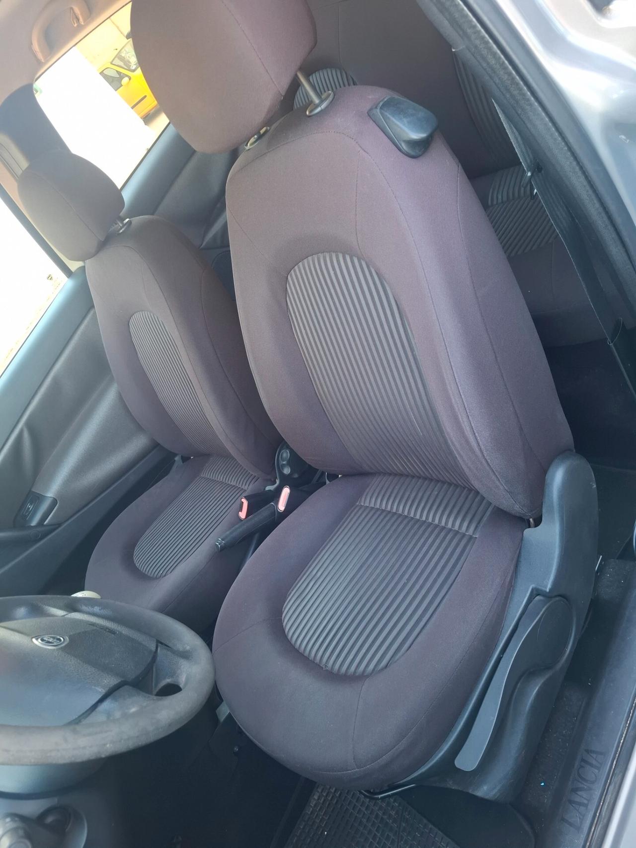 Lancia Ypsilon 1.2 69 CV Elle