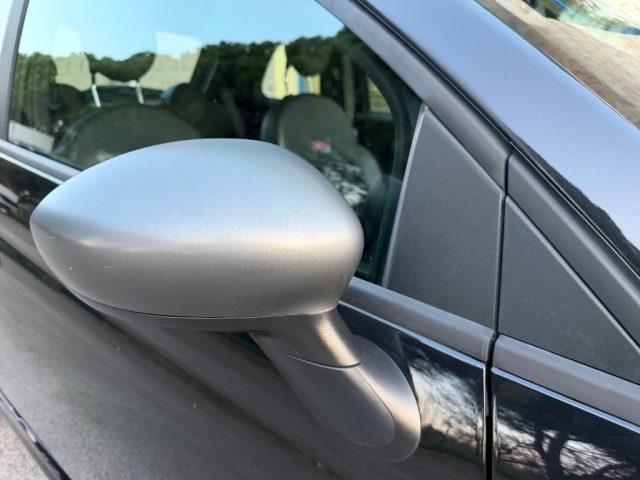 FIAT 500 1.0 70CV HYBRID SPORT APP-NAVI CERCHI DA 16"