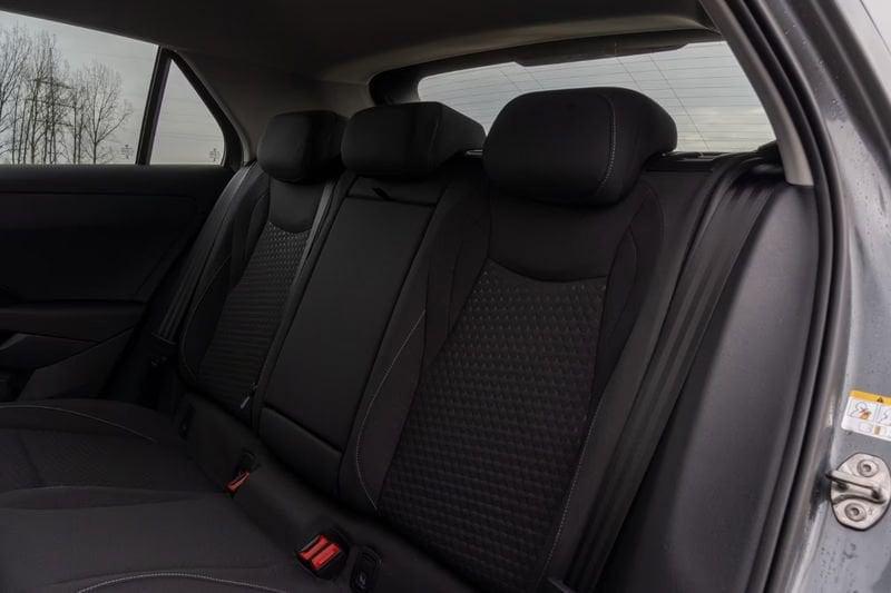 Volkswagen T-Roc 1.5 eTSI Life DSG NAVI LED CAMERA 2026