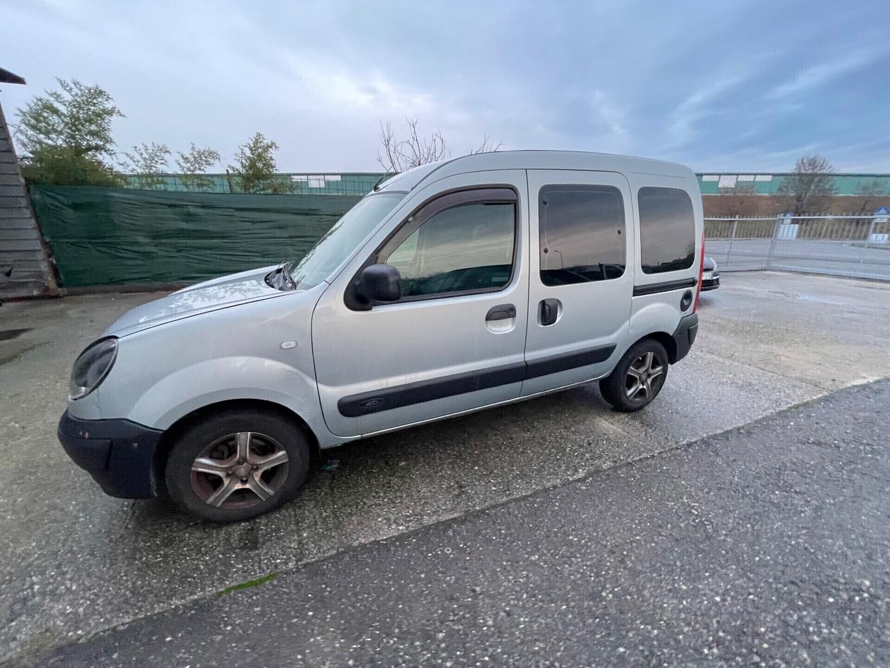 Renault Kangoo 1.5 dCi 90CV F.AP. 5 porte Dynamique
