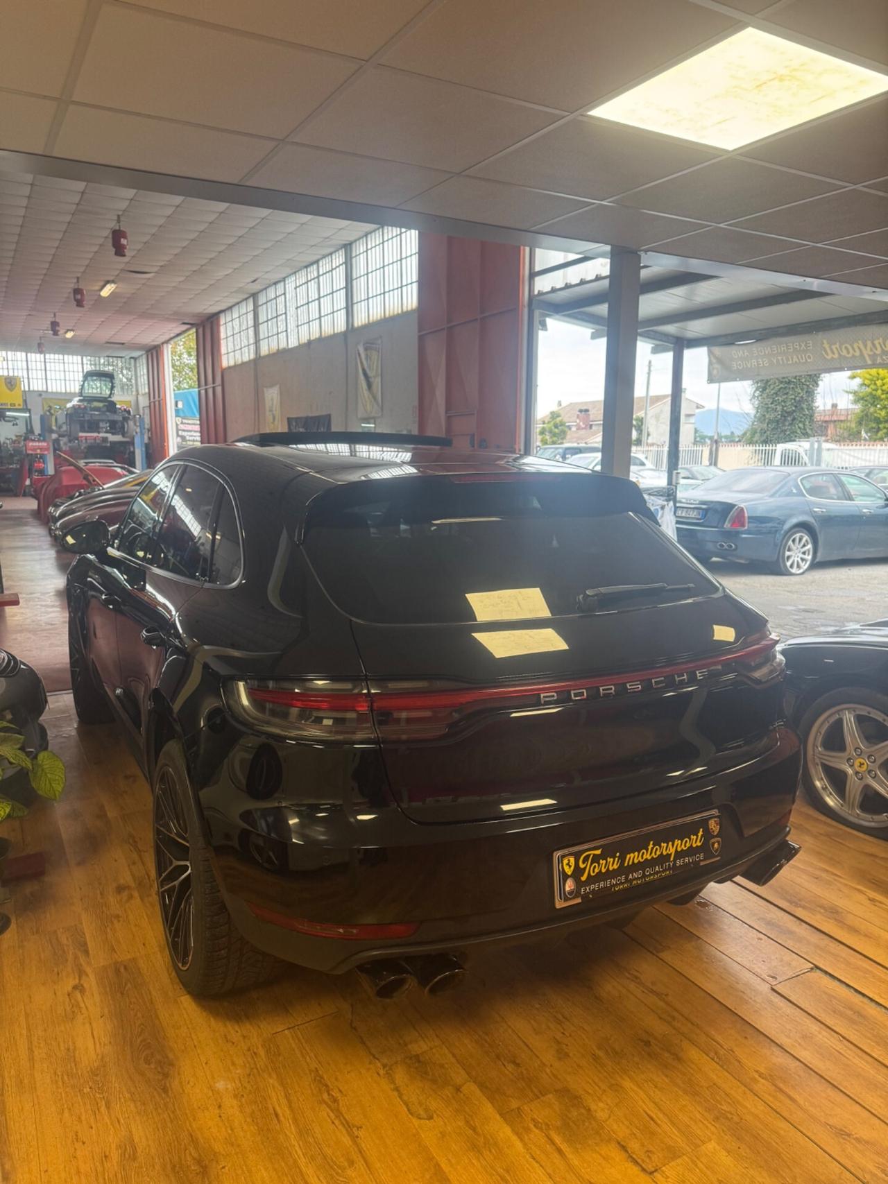 Porsche Macan 2.0 BENZINA 245Cv PERMUTE