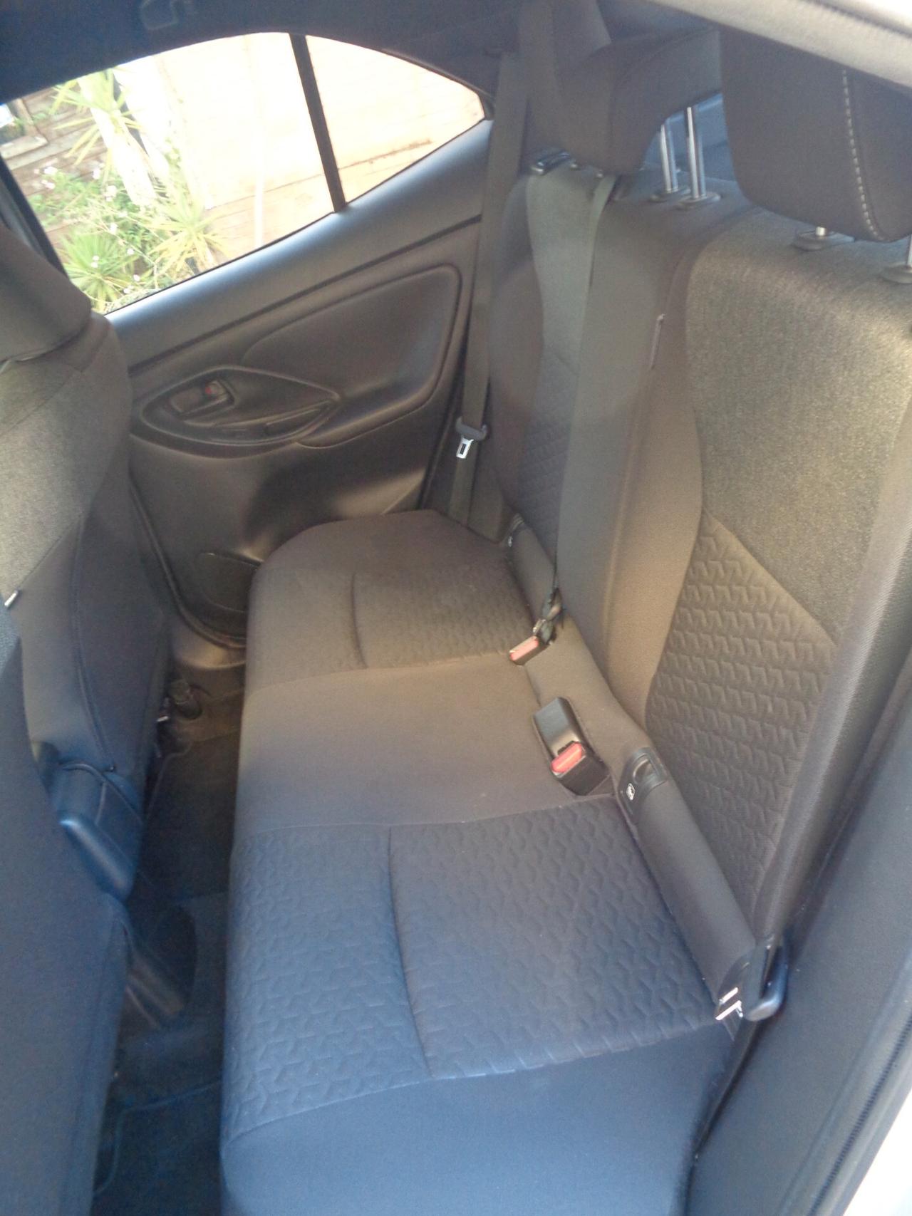 Toyota Yaris Cross 1.5 Hybrid 5p. E-CVT Trend ARGENTO E NERA NESSUN VINCOLO DI FINANZIAMENTO