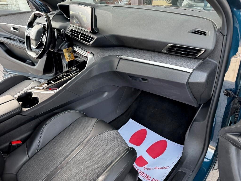 Peugeot 5008 BlueHDi 130 S&S EAT8 Allure Pack