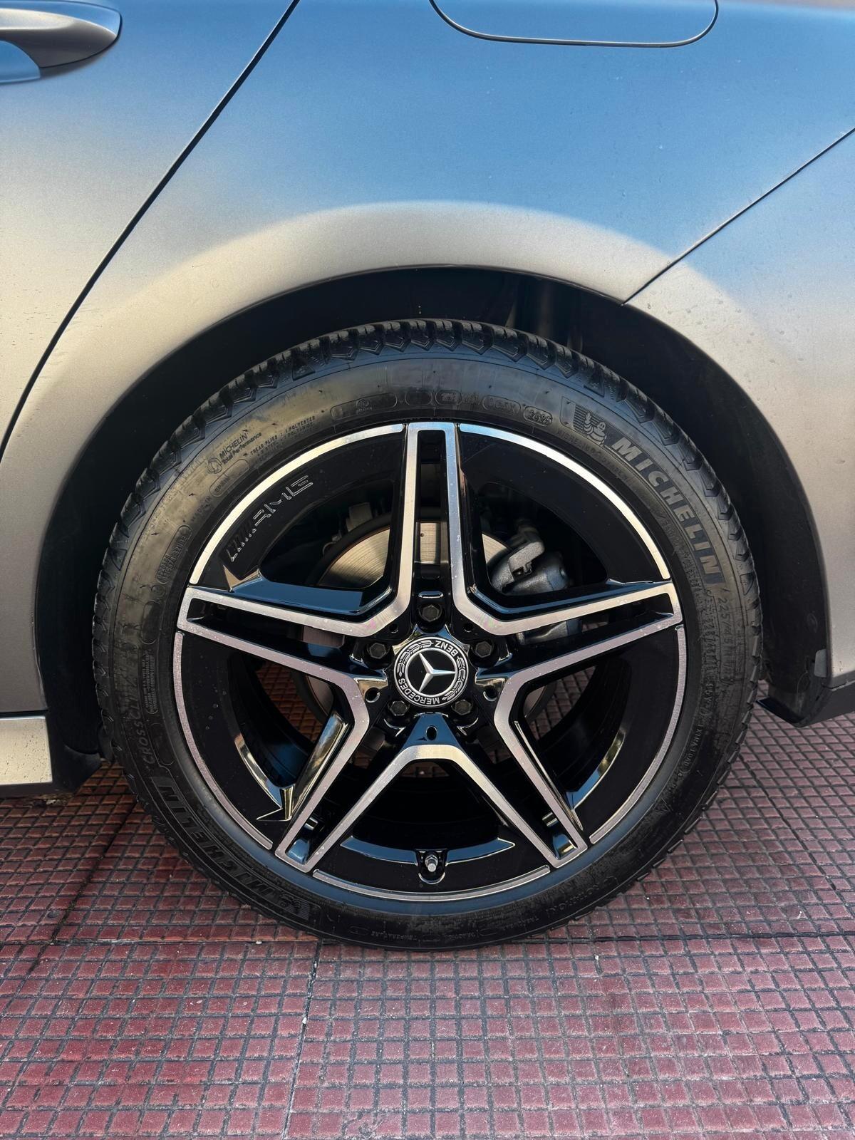 Mercedes-benz CLA 180 d Automatic Amg Introvabile