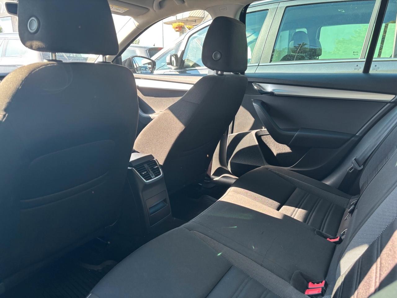 Skoda Octavia 1.6 Diesel Neopatentati Cambio Automatico