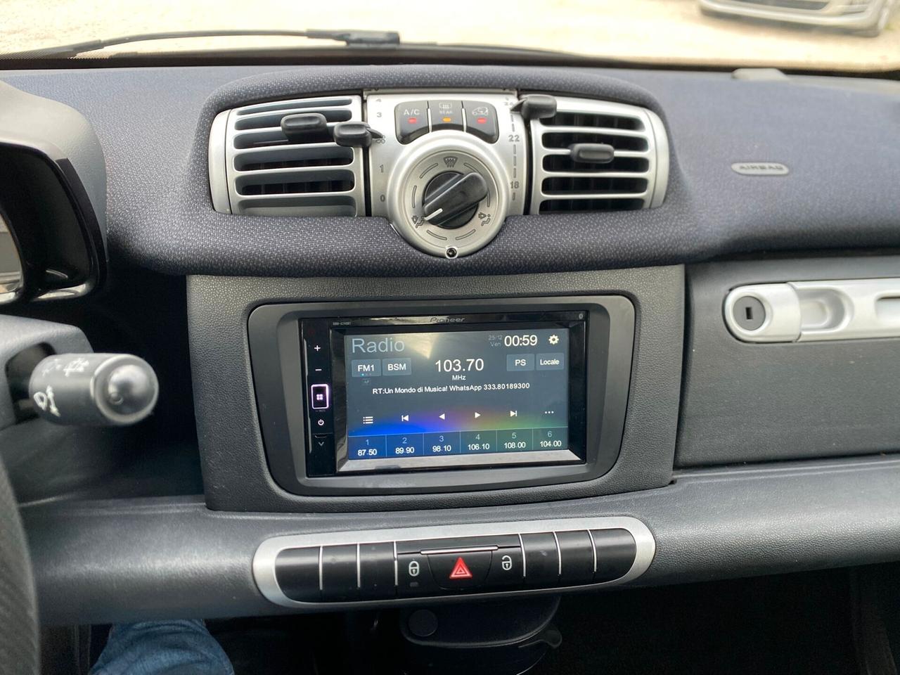 Smart ForTwo 1000 45 kW MHD coupé pure