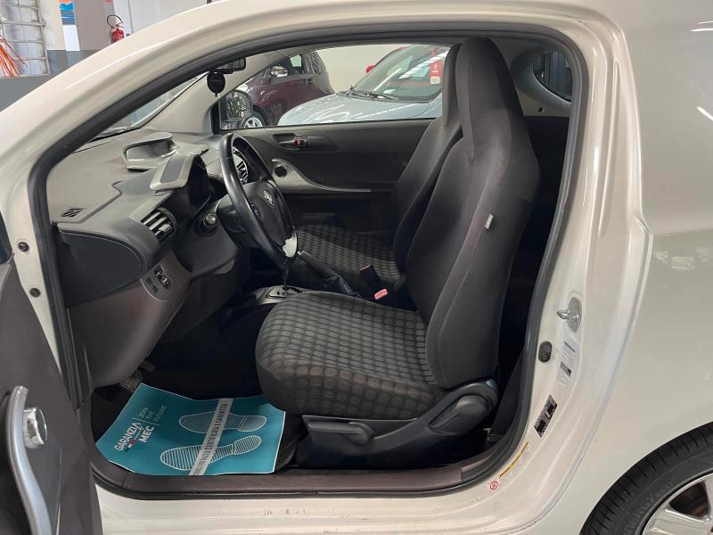 Toyota iQ 1.0 multidrive F.O.