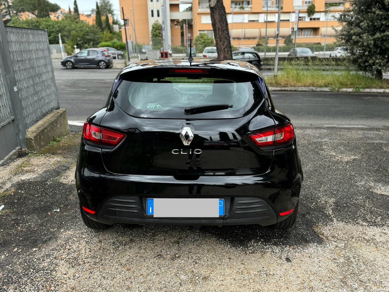 Renault Clio 1.2 75CV 5 porte NEOPATENTATI