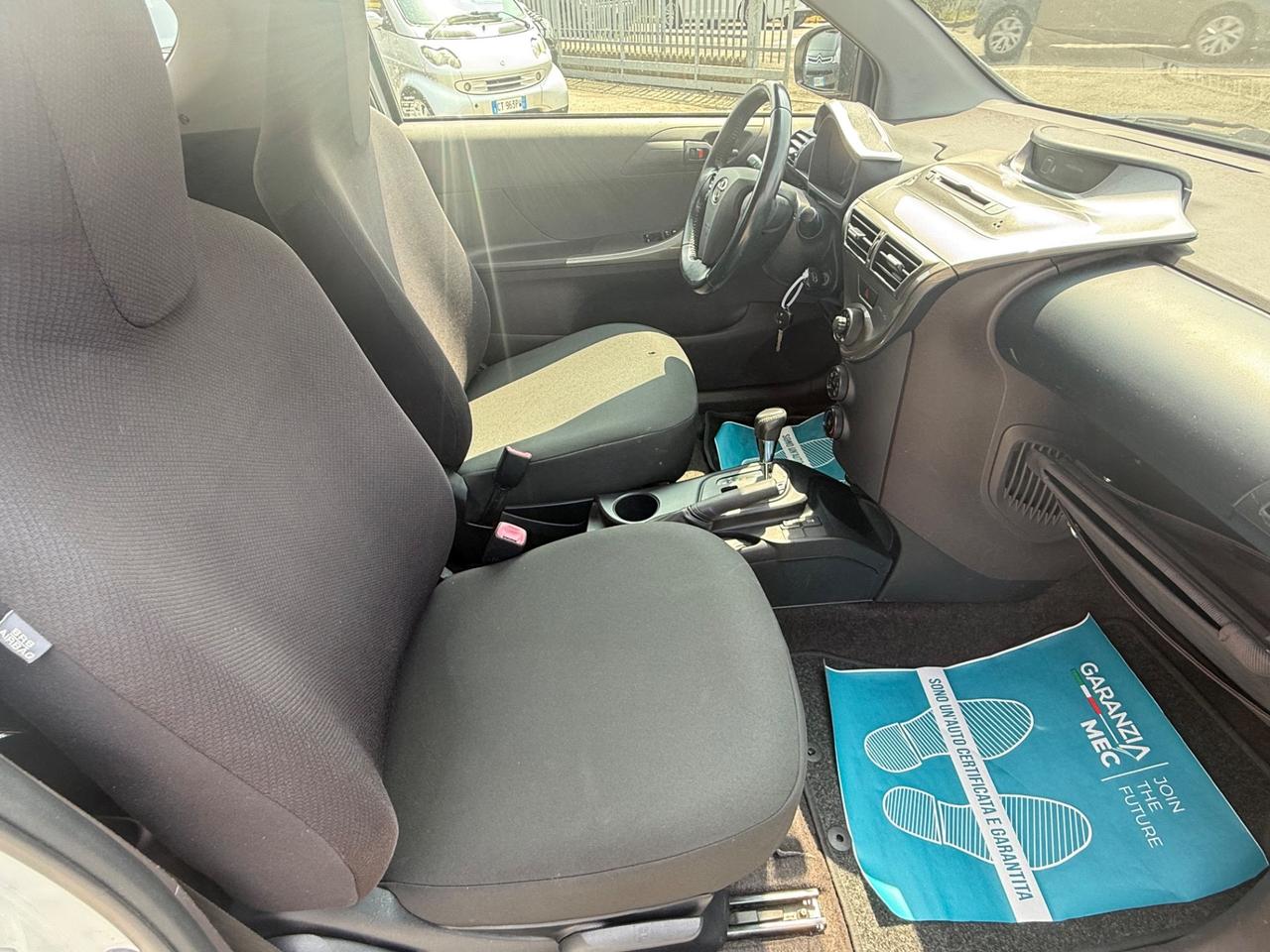 Toyota iQ 1.0 Multidrive