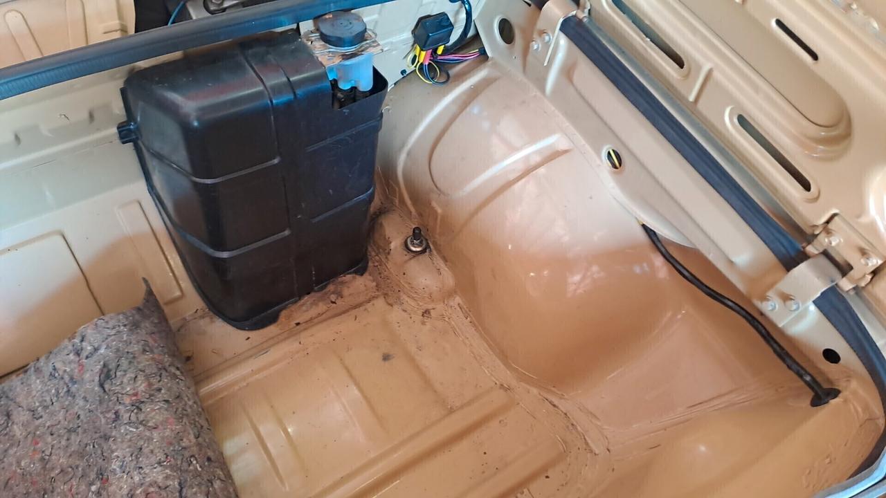 Skoda 105 L only 1 owner , low mileage