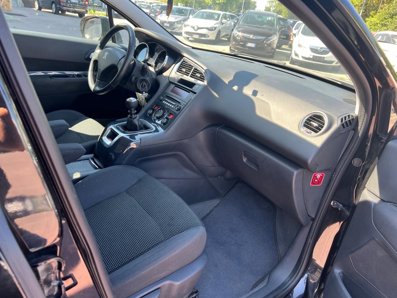 Peugeot 5008 BlueHDi 120 S&S Active