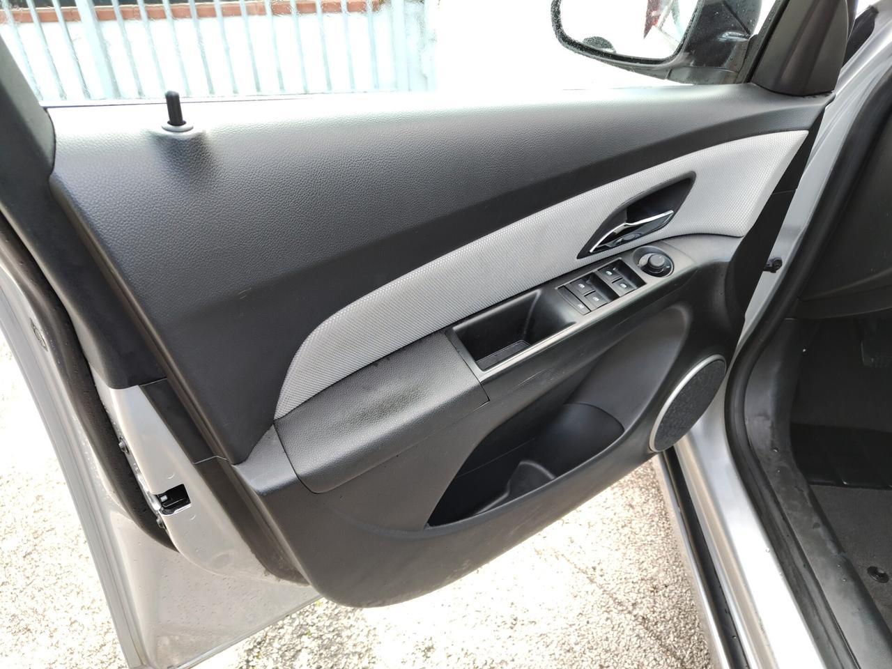 Chevrolet Cruze 1.6 4 porte LT