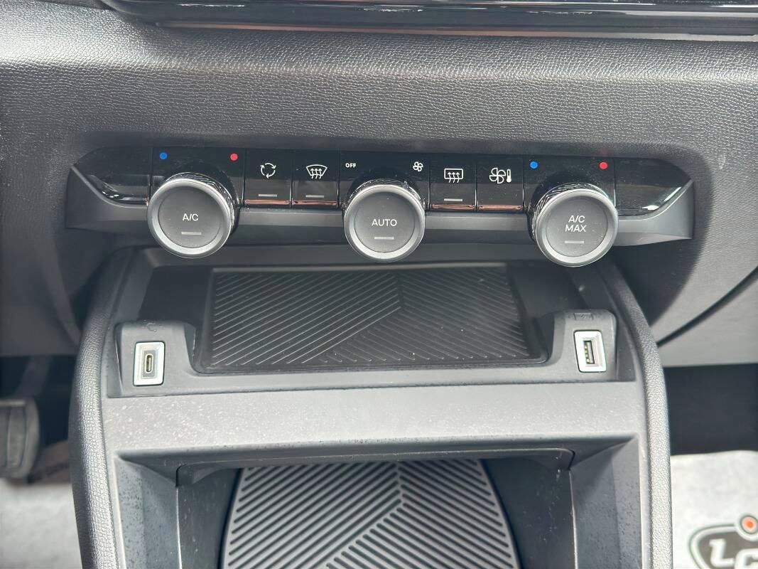 Citroen C4 1.5 bluehdi Plus s&s 130cv AUTO, TELECAM E CarPlay